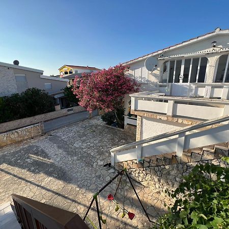 Ferienwohnung Emko Apartmens Vir Exterior foto